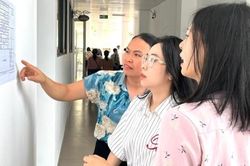 Chính phủ quy định các trường hợp xét tuyển, ưu tiên vào viên chức