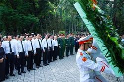 Thủ tướng dự Lễ triển khai tìm kiếm, quy tập hài cốt liệt sĩ tại Công viên Lê Thị Riêng