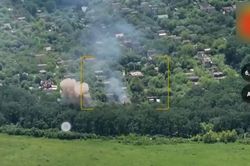 Xung đột qu&acirc;n sự Nga v&agrave; Ukraine tiếp diễn căng thẳng