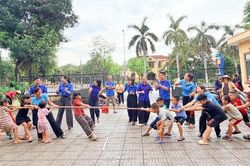 Kỳ nghỉ hè đặc biệt của trẻ em vùng dự án