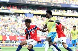 Brazil nhận trái đắng trước Na Uy: Bruno Guimaraes sút hỏng 11m, Vinicius Jr lạc lõng