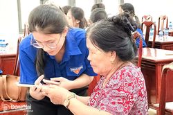 Thúc đẩy phong trào Bình dân học vụ số