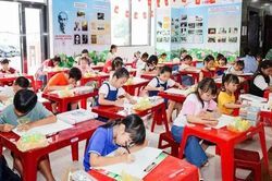 370 thiếu nhi tham gia cuộc thi vẽ về Bác Tôn