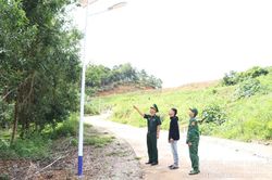 Bừng sáng vùng biên