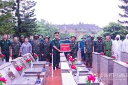 Kiểm tra tiến độ lấy mẫu sinh phẩm tại Nghĩa trang Liệt sĩ Cao Lộc