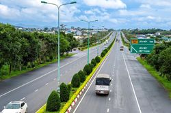 Bài 1: 'Tim đập chân run' trên những cao tốc thiếu làn dừng khẩn cấp liên tục