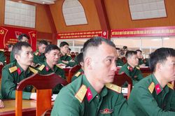 Bộ CHQS tỉnh sơ kết c&ocirc;ng t&aacute;c Đảng, c&ocirc;ng t&aacute;c ch&iacute;nh trị 6 th&aacute;ng đầu năm 2026