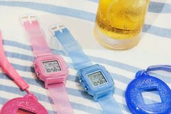 Casio ra mắt Baby-G BGD-10: Thiết kế mô-đun tách rời độc đáo cùng phong cách Y2K