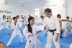 Sôi động các lớp thể thao hè dành cho thiếu nhi
