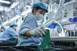 Nghị quyết 10-NQ/TW: Từ thu h&uacute;t FDI đến kiến tạo năng lực cạnh tranh quốc gia