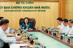 Ho&agrave;n thiện thể chế, tạo nền tảng cho giai đoạn ph&aacute;t triển mới của thị trường chứng kho&aacute;n