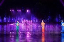 Nghệ thuật truyền thống - 'mỏ vàng' của công nghiệp văn hóa Hà Nội