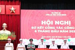 C&ocirc;ng an Tỉnh Tuy&ecirc;n Quang: Tiếp tục tham mưu huy động sức mạnh của cả hệ thống ch&iacute;nh trị trong c&ocirc;ng t&aacute;c đấu tranh ph&ograve;ng, chống tội phạm
