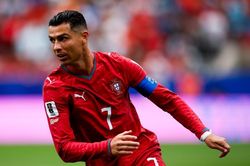 Ronaldo: 'Tôi có tình cảm đặc biệt với người Argentina'