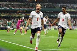 Tiền đạo Anh Harry Kane được Tổng thống Trump khen ngợi