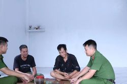 Dựng mái ấm lòng dân từ phong trào 'Ba nhất'