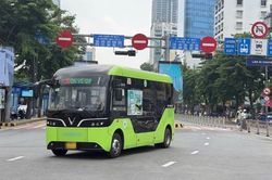 Xử lý 1 trường hợp tự ý thu tiền hành lý của khách đi xe buýt miễn phí
