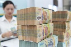 L&atilde;i suất huy động tiếp tục duy tr&igrave; ở mức cao