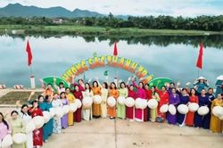 'Áo dài Huế - Hương sắc thanh trà' - Lan tỏa lối sống xanh và giá trị cộng đồng