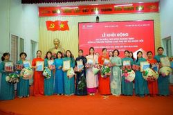 Kinh tế số mở rộng cơ hội cho l&agrave;ng n&oacute;n hơn 100 tuổi