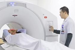 Đề xuất bảo hiểm y tế chi trả chụp PET/CT cho bệnh nhân ung thư