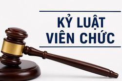 Từ nay, viên chức làm những việc này có thể bị buộc thôi việc