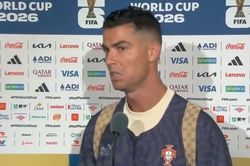 Ronaldo g&acirc;y b&atilde;o v&igrave; xếp Euro ngang World Cup