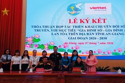 Thúc đẩy chuyển đổi số, xây dựng 'Gia đình số - Gia đình an toàn'