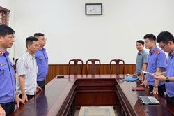 Thiếu trách nhiệm gây hậu quả nghiêm trọng, nguyên Thẩm phán TAND TP. Hà Nội bị khởi tố