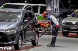 OPEC+ tiếp tục tăng sản lượng dầu mỏ