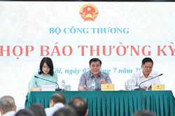 Bộ Công thương: Nhập khẩu tăng do phục vụ sản xuất và biến động giá năng lượng thế giới