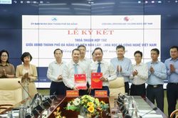 Hợp tác đưa Đà Nẵng trở thành trung tâm đổi mới sáng tạo và chuyển đổi số quốc gia