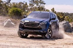 Cập nhật bảng giá xe hãng Isuzu mới nhất tháng 7/2026