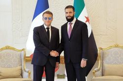 Syria: Nổ lớn gần khách sạn Tổng thống Pháp lưu trú, ít nhất 18 người bị thương, tình hình ông Macron ra sao?