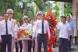 'Phải nỗ lực, quyết tâm cao nhất để tìm kiếm, đưa các Anh hùng liệt sĩ về với gia đình, quê hương'