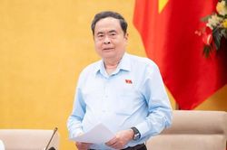 Chủ tịch Quốc hội đề nghị cán bộ trả lời 3 câu hỏi trước khi quyết định