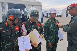 Chính phủ Venezuela trao Huy chương Anh hùng tặng đoàn cứu hộ cứu nạn Việt Nam