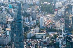 Tăng trưởng 2 con số: TPHCM cần giảm 'thuế thời gian', thay vì tạo 'ốc đảo ưu đãi'