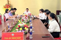 Phiên họp xem xét, áp dụng biện pháp chuyển hướng đối với người chưa thành niên phạm tội