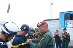 Đoàn cứu nạn, cứu hộ Việt Nam được trao tặng Huy chương 'Anh hùng Venezuela'