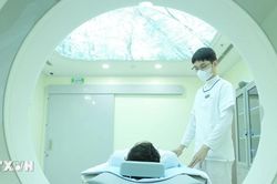 Đề xuất bảo hiểm y tế mở rộng chi trả chụp PET/CT, xét nghiệm một số loại ung thư