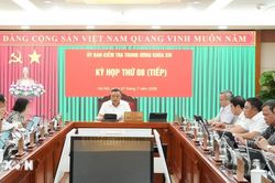 Khai trừ Đảng nguy&ecirc;n Ph&oacute; Tổng Gi&aacute;m đốc Tổng C&ocirc;ng ty Cảng h&agrave;ng kh&ocirc;ng Đỗ Tất B&igrave;nh