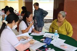 Khám sàng lọc giúp đối tượng cao tuổi yên tâm theo dõi sức khỏe cá nhân