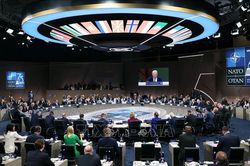 Hội nghị thượng đỉnh NATO khởi động với loạt dự án quốc phòng quy mô lớn
