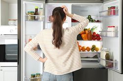 EVN hướng dẫn cách giảm tiền điện chỉ bằng một nút nhỏ trên tủ lạnh