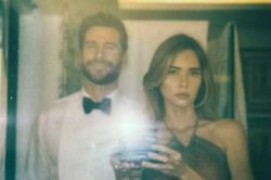 Liam Hemsworth dự đám cưới Taylor Swift cùng hôn thê