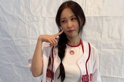 Không còn nhận ra ca sĩ Kwon Jin Ah