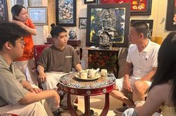Nghề chế tác Pháp lam Huế: Bảo tồn gắn với phát triển thương mại
