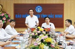 Đẩy mạnh chuyển đổi số, mở rộng bao phủ bảo hiểm xã hội, bảo hiểm y tế