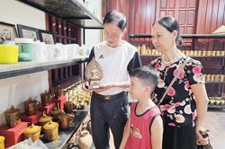 Quà lưu niệm kể chuyện Kinh Bắc